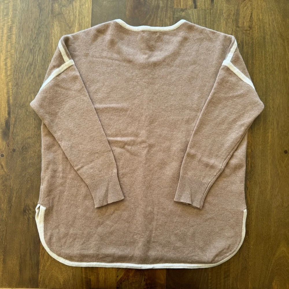 J.Crew 100% wool crew neck long sleeve tan sweater‎ women’s M - Picture 2 of 4